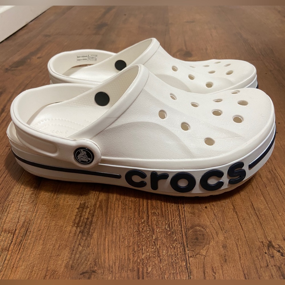 NEW Crocs Bayaband Clog